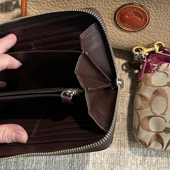 Coach, Dooney bundle great condition - Picture 4 of 13